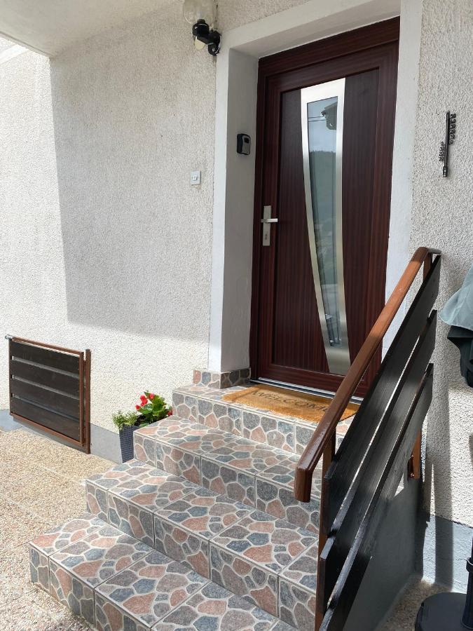 Apartment Loyd, Tolmin - Мост-на-Соки Экстерьер фото